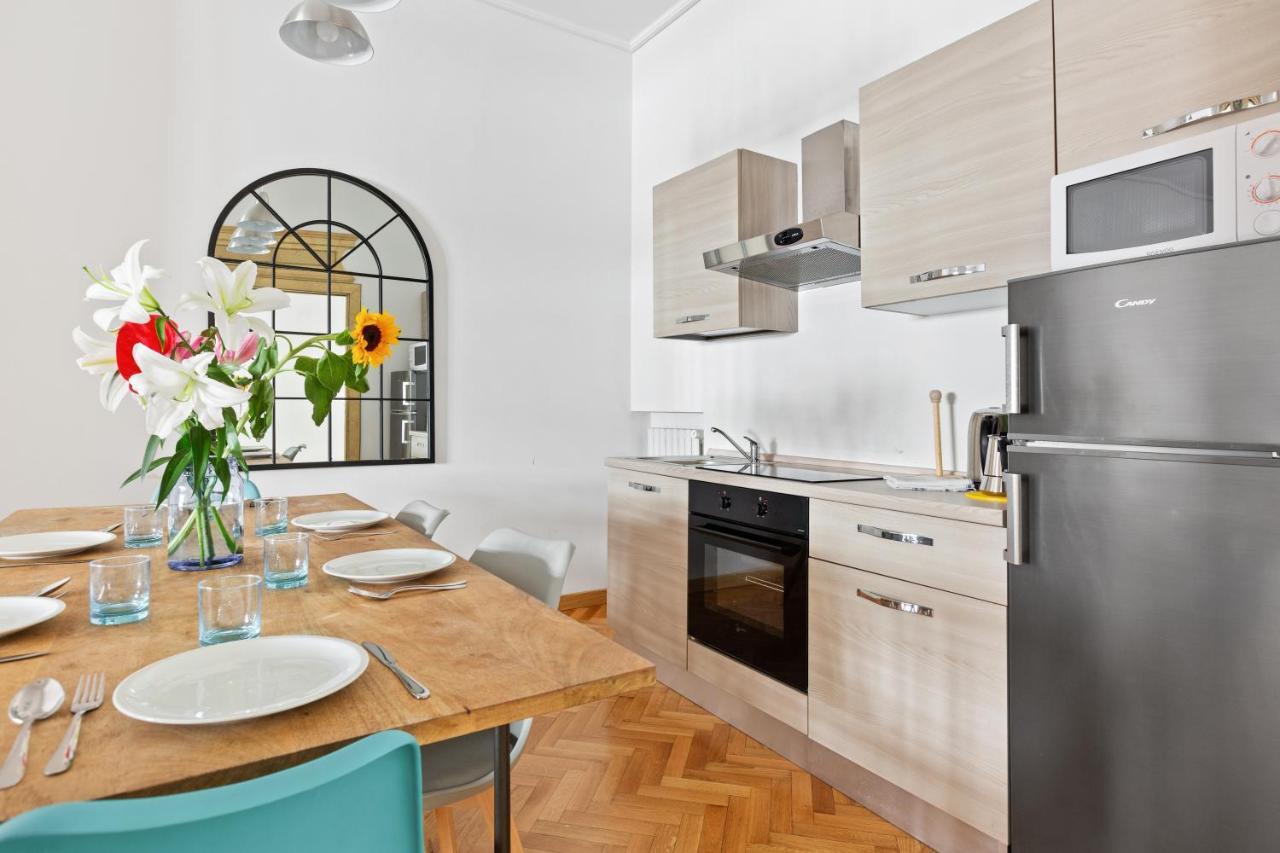 Roomy Apartment Duomo & San Babila 밀라노 외부 사진